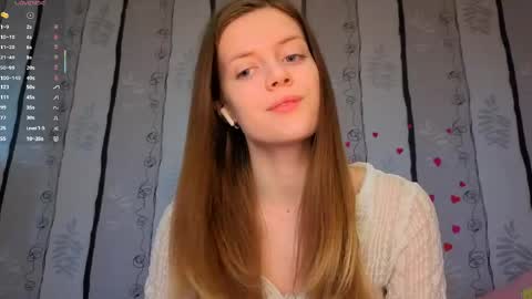 Snapshot of maurineneverman chatting on 06-05-26, 08:09 Lucy online show from 06-05-26, 08:09