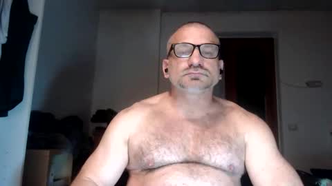 Snapshot of mauro1971 chatting on 04-29-26, 02:59 mauro1971 online show from 04-29-26, 02:59