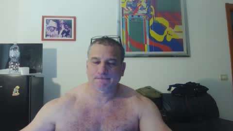 Snapshot of mauro1971 chatting on 05-30-26, 05:37 mauro1971 online show from 05-30-26, 05:37