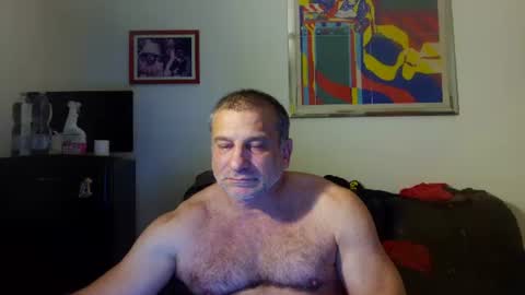 Snapshot of mauro1971 chatting on 06-03-26, 06:35 mauro1971 online show from 06-03-26, 06:35