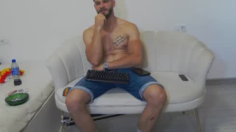 mauro_real_man online show from 06-22-26, 05:10