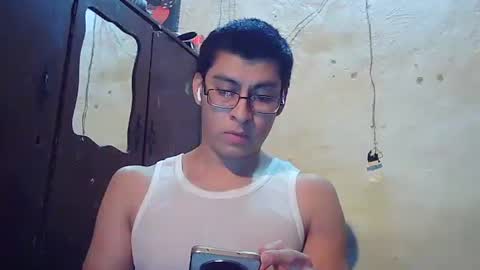 Snapshot of maurodirty chatting on 01-14-26, 11:31 Mauro online show from 01-14-26, 11:31