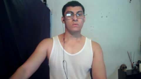 Snapshot of maurodirty chatting on 06-08-26, 11:16 Mauro online show from 06-08-26, 11:16