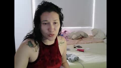 mauroluxandra online show from 10-12-25, 04:06