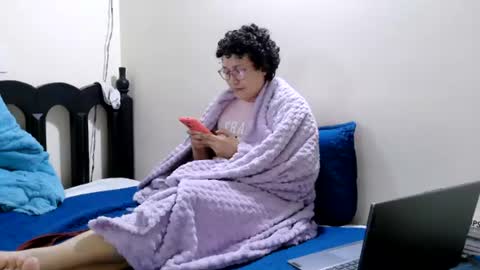 mauroluxandra online show from 07-28-26, 04:39