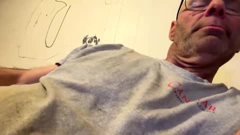 Snapshot of maverick7000 chatting on 01-08-25, 01:32 maverick7000 online show from 01-08-25, 01:32