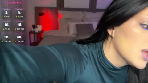 Snapshot of mavis_crystal chatting on 03-02-26, 09:43 Mavis online show from 03-02-26, 09:43