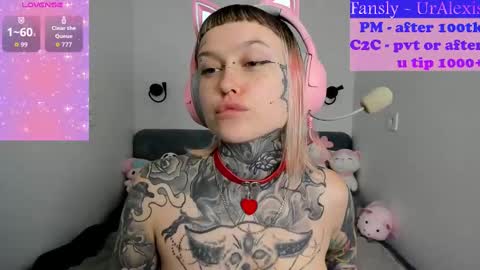 Snapshot of max69alexa chatting on 10-13-25, 05:51 Ur sweet heart online show from 10-13-25, 05:51