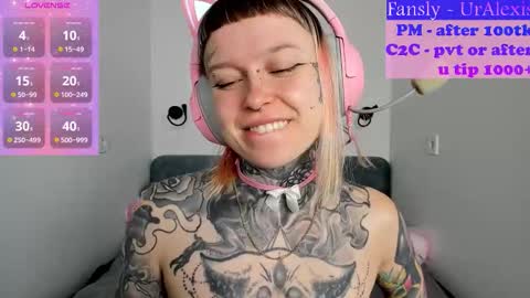 Snapshot of max69alexa chatting on 10-25-25, 05:59 Ur sweet heart online show from 10-25-25, 05:59