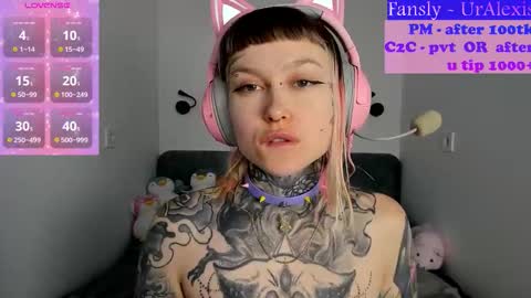 Snapshot of max69alexa chatting on 11-16-25, 05:46 Ur sweet heart online show from 11-16-25, 05:46