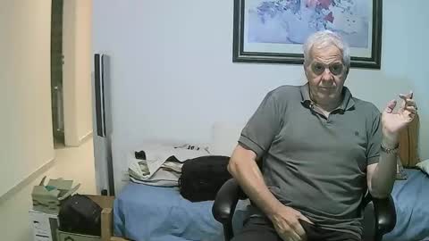 max_2017 online show from 12-29-24, 03:00