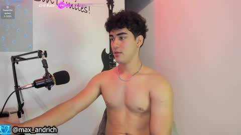 Snapshot of max__andrich chatting on 03-08-26, 04:27 Max... online show from 03-08-26, 04:27