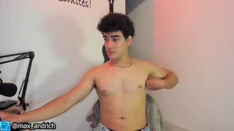 Snapshot of max__andrich chatting on 03-25-26, 02:28 Max... online show from 03-25-26, 02:28