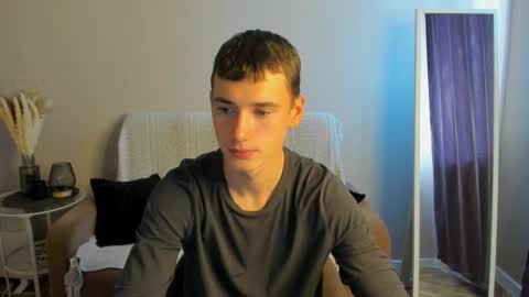 Max online show from 09-18-25, 05:53