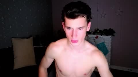 Snapshot of max_foks chatting on 01-05-26, 05:27 Max online show from 01-05-26, 05:27