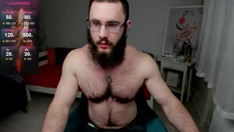 Snapshot of max_foks chatting on 03-04-26, 02:01 Max online show from 03-04-26, 02:01