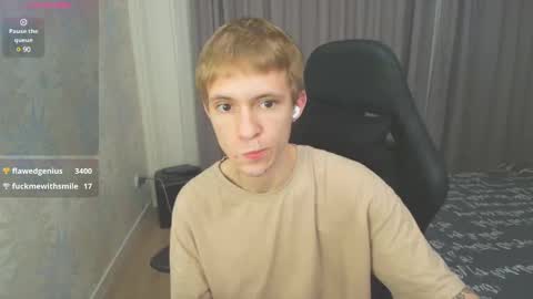 Snapshot of max_gen chatting on 02-03-25, 02:03 Max Gen with tats 24years And Ethan without tats 20 years online show from 02-03-25, 02:03