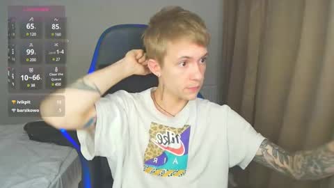 Snapshot of max_gen chatting on 02-18-25, 10:47 Max Gen with tats 24years And Ethan without tats 20 years online show from 02-18-25, 10:47