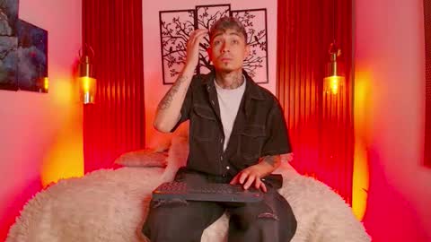 Max online show from 02-22-26, 12:36