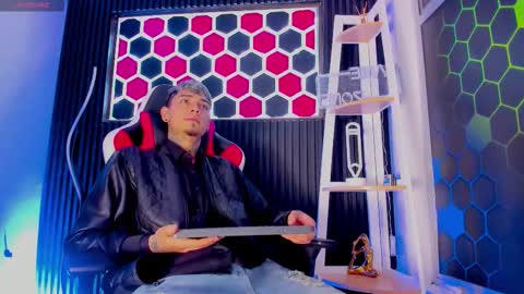 Max online show from 03-15-26, 03:34