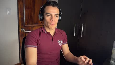 Max Lancaster online show from 02-11-25, 12:17