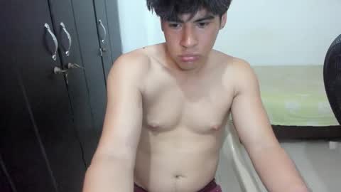 Max online show from 04-08-26, 01:22