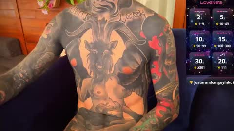 Snapshot of max_reaves chatting on 12-17-24, 07:29 online show from 12-17-24, 07:29