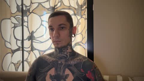 Snapshot of max_reaves chatting on 01-27-25, 06:09 online show from 01-27-25, 06:09