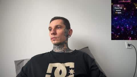 Snapshot of max_reaves chatting on 02-07-25, 10:19 online show from 02-07-25, 10:19