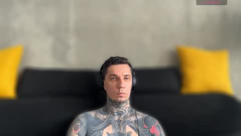 Snapshot of max_reaves chatting on 09-20-25, 07:09 online show from 09-20-25, 07:09