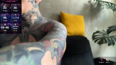 Snapshot of max_reaves chatting on 10-03-25, 06:21 online show from 10-03-25, 06:21