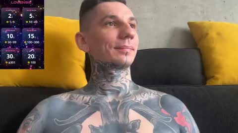 Snapshot of max_reaves chatting on 11-13-25, 06:12 online show from 11-13-25, 06:12