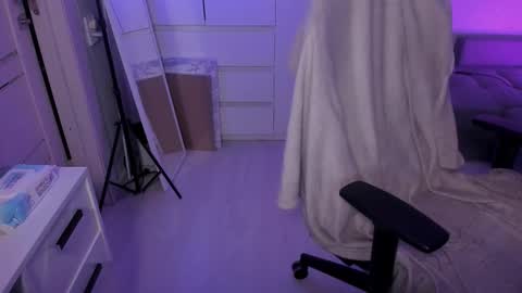 Max online show from 01-17-26, 05:38