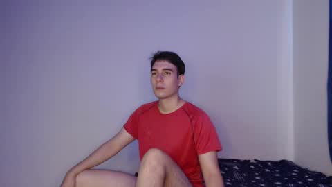 max_snow1616 online show from 12-17-25, 04:02