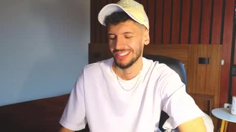 Snapshot of max_tayloor chatting on 01-15-26, 09:40 Max Taylor online show from 01-15-26, 09:40