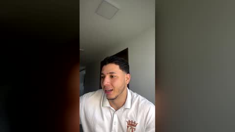 Snapshot of max_valiant1 chatting on 04-30-26, 11:38 max_valiant1 online show from 04-30-26, 11:38
