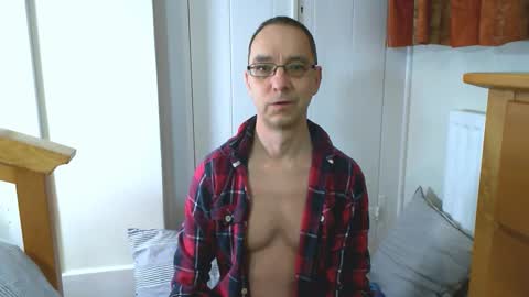 Snapshot of maxdavies chatting on 02-01-26, 04:00 Max Davies online show from 02-01-26, 04:00