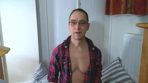 Snapshot of maxdavies chatting on 02-13-26, 05:31 Max Davies online show from 02-13-26, 05:31