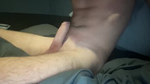 Snapshot of maxgrey5 chatting on 11-23-25, 11:26 maxgrey5 online show from 11-23-25, 11:26