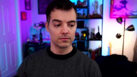 Snapshot of maxhughes chatting on 11-12-25, 04:46 Max Hughes online show from 11-12-25, 04:46