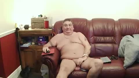 MAX online show from 03-30-26, 10:11