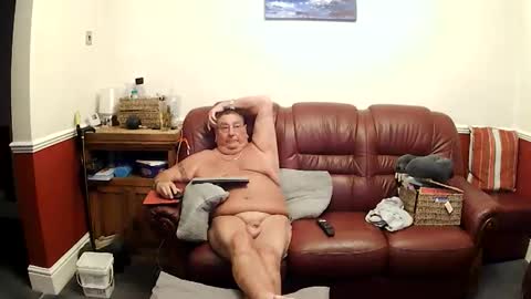 Snapshot of maxi_johnes chatting on 06-09-26, 10:43 MAX online show from 06-09-26, 10:43