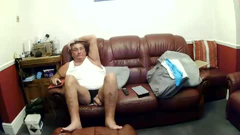 Snapshot of maxi_johnes chatting on 07-01-26, 10:09 MAX online show from 07-01-26, 10:09