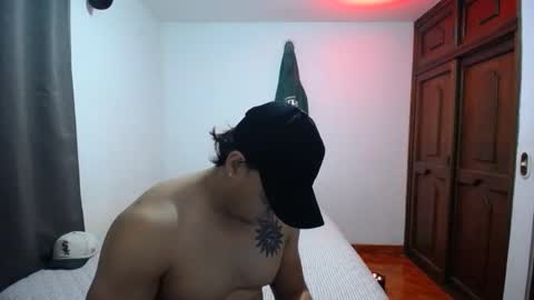 Snapshot of maxi_k01 chatting on 11-17-25, 04:40 maxi_k01 online show from 11-17-25, 04:40