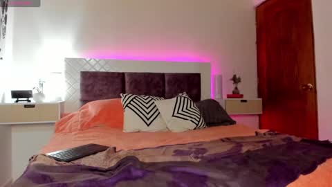 Max online show from 02-05-25, 05:31