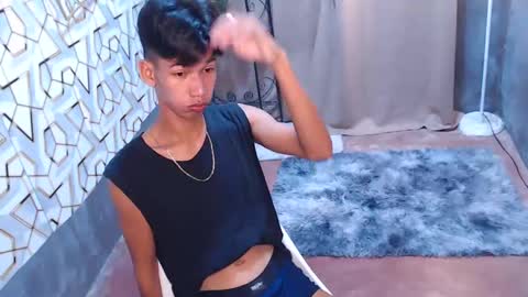 Reyn online show from 02-04-25, 03:47