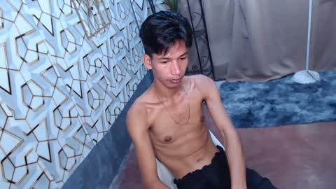 Reyn online show from 02-12-25, 11:51