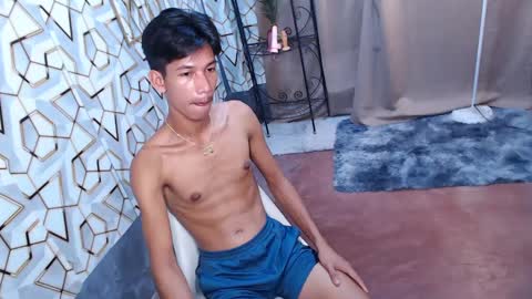 Reyn online show from 02-21-25, 02:27