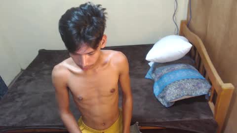 Reyn online show from 03-05-25, 08:54