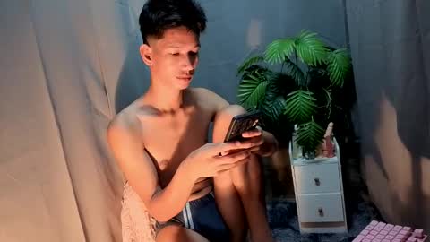 Reyn online show from 09-26-25, 09:08